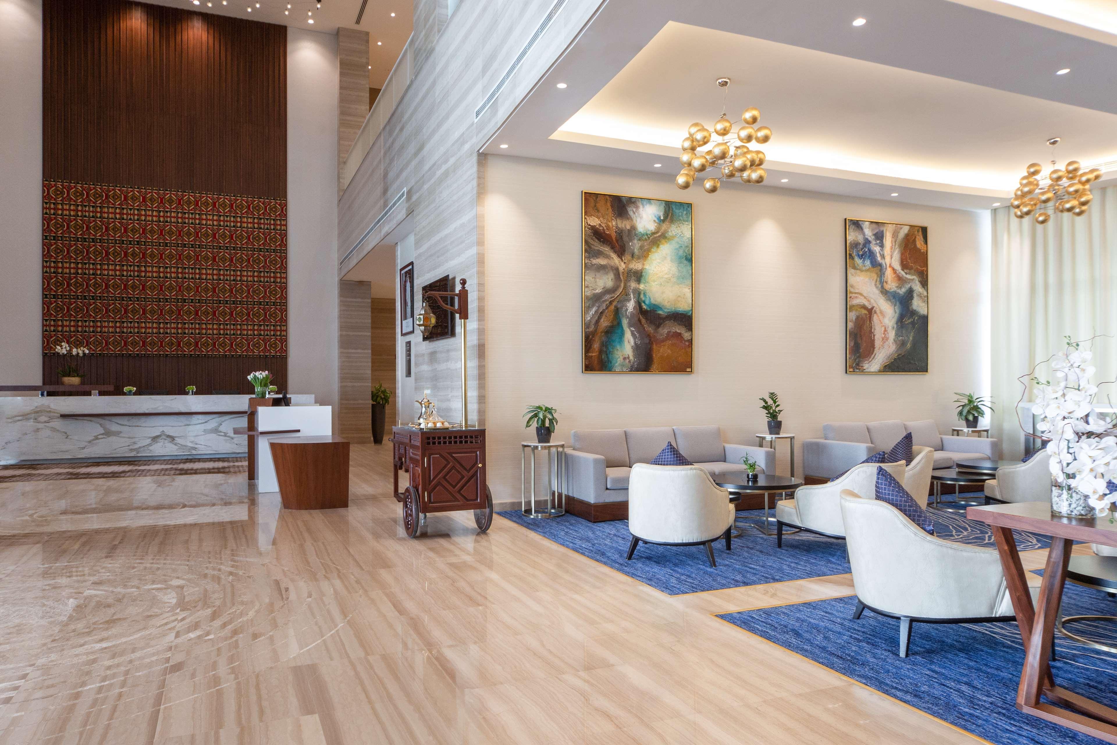 Hotel Dusitd2 Salwa Ad Dawhah Esterno foto Lobby